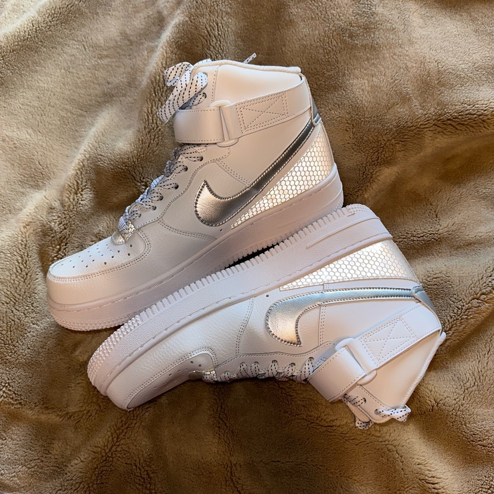 Nike high top air forces